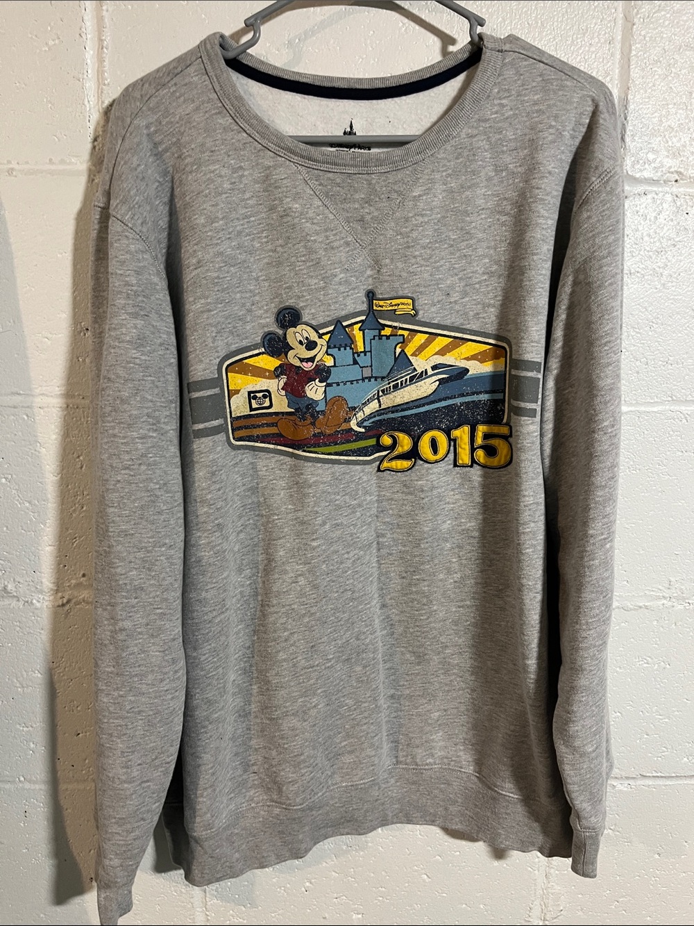2015 Disney World Sweatshirt- XL